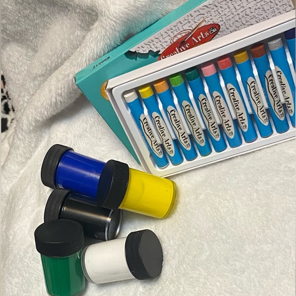 -Paint Bundle- - Picture 2 of 8